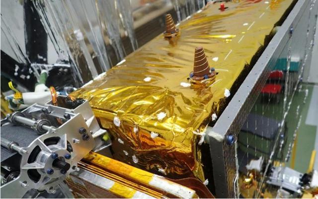 陕西有色金属集团商业命名的智新一号卫星成功入轨 供应关键钛材护航卫星开启太空新旅程